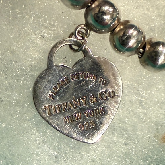 Return to Tiffany
Tiffany Blue Heart Tag Bead
Bracelet used in great shape - Picture 3 of 6